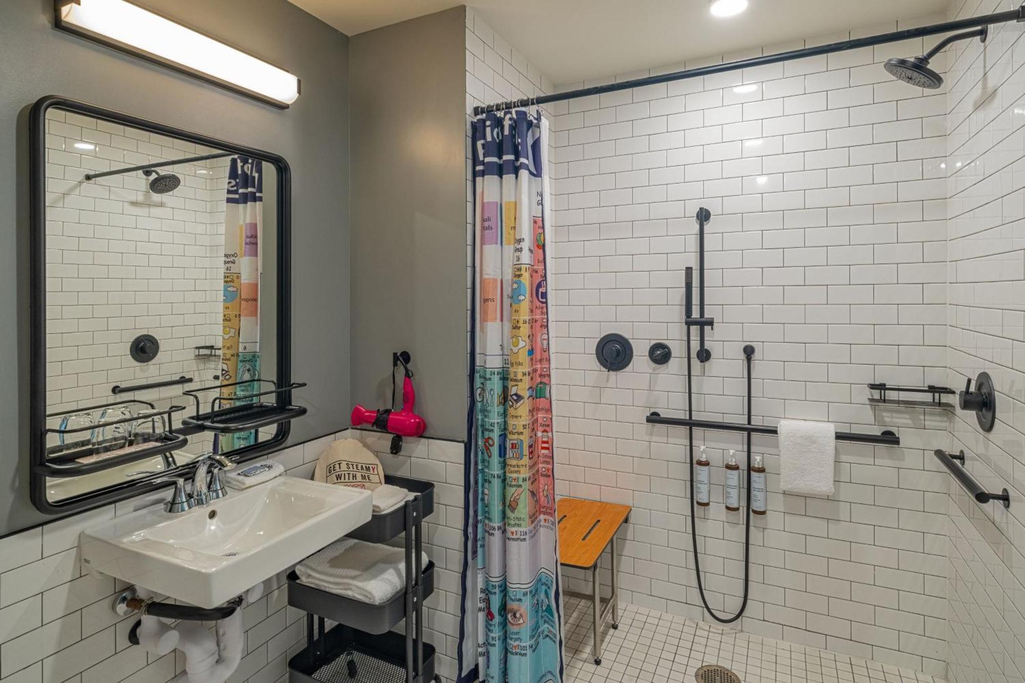 Moxy Phoenix Downtown Экстерьер фото