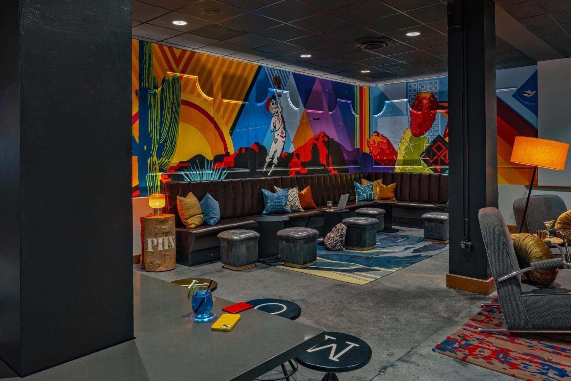 Moxy Phoenix Downtown Экстерьер фото