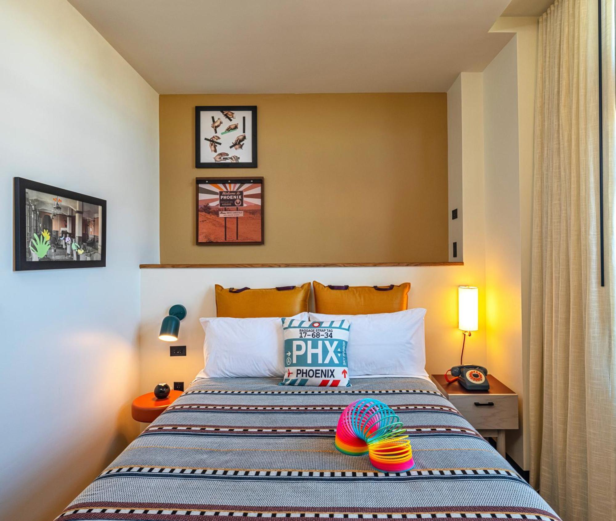 Moxy Phoenix Downtown Экстерьер фото
