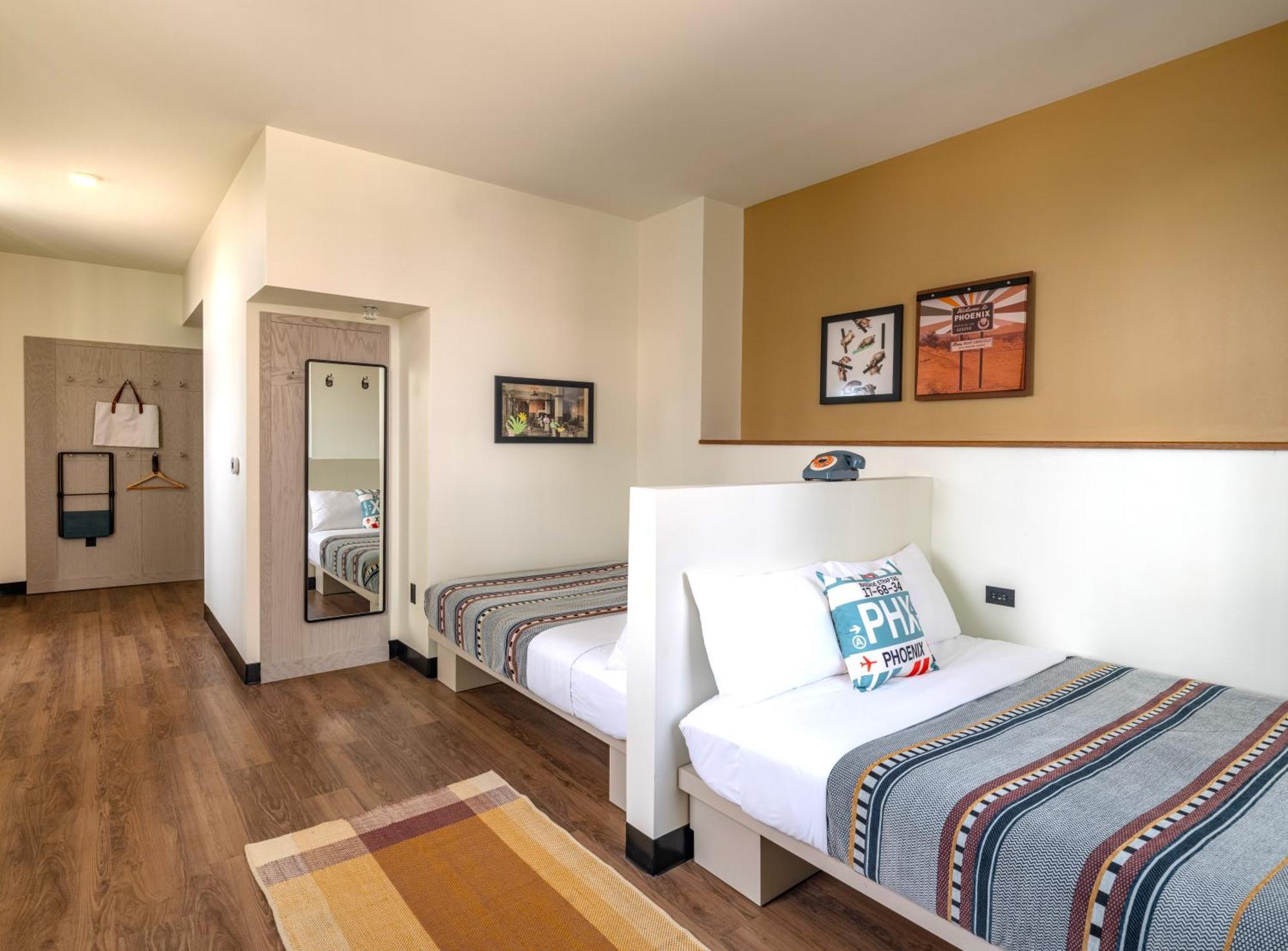 Moxy Phoenix Downtown Экстерьер фото