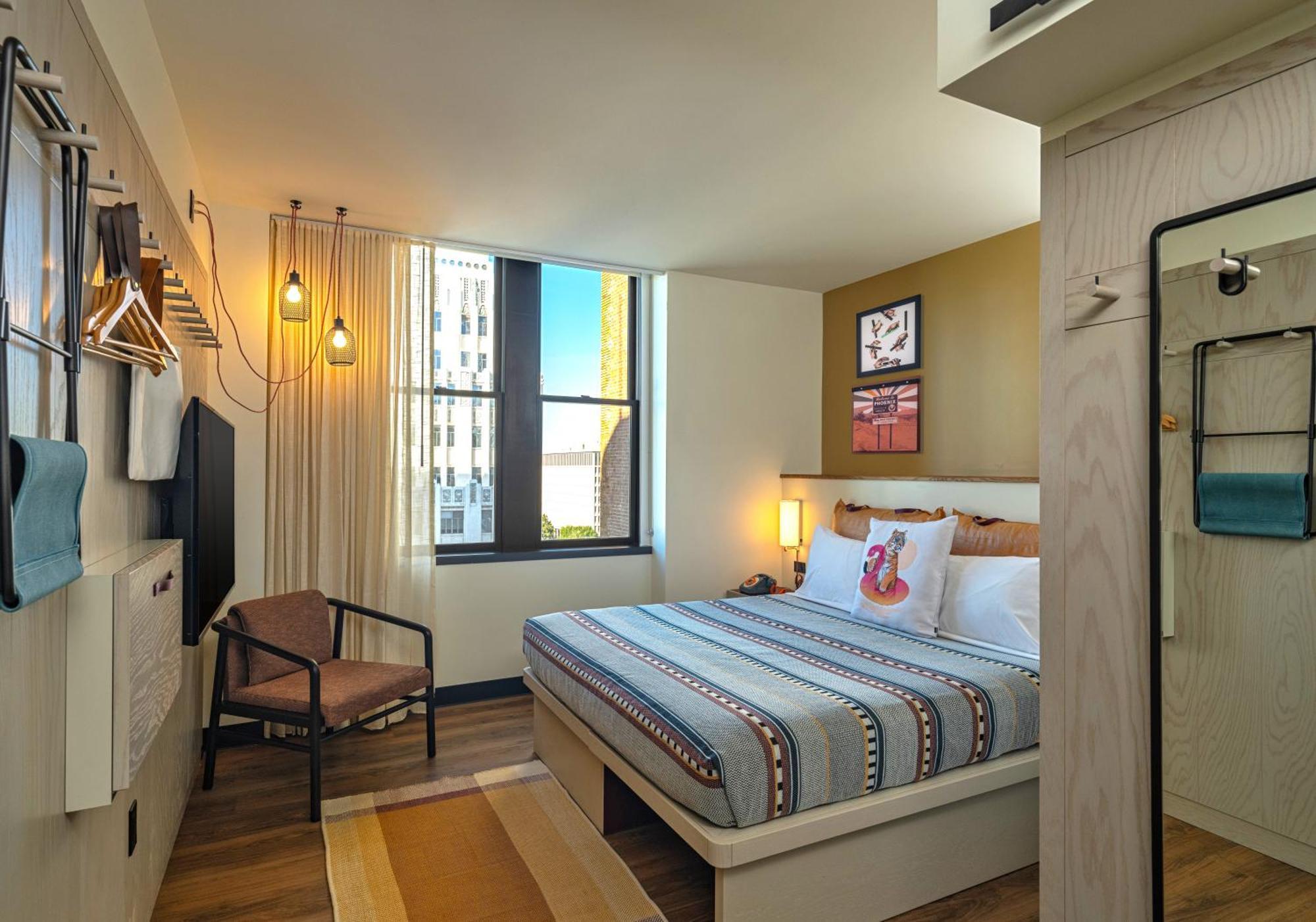 Moxy Phoenix Downtown Экстерьер фото
