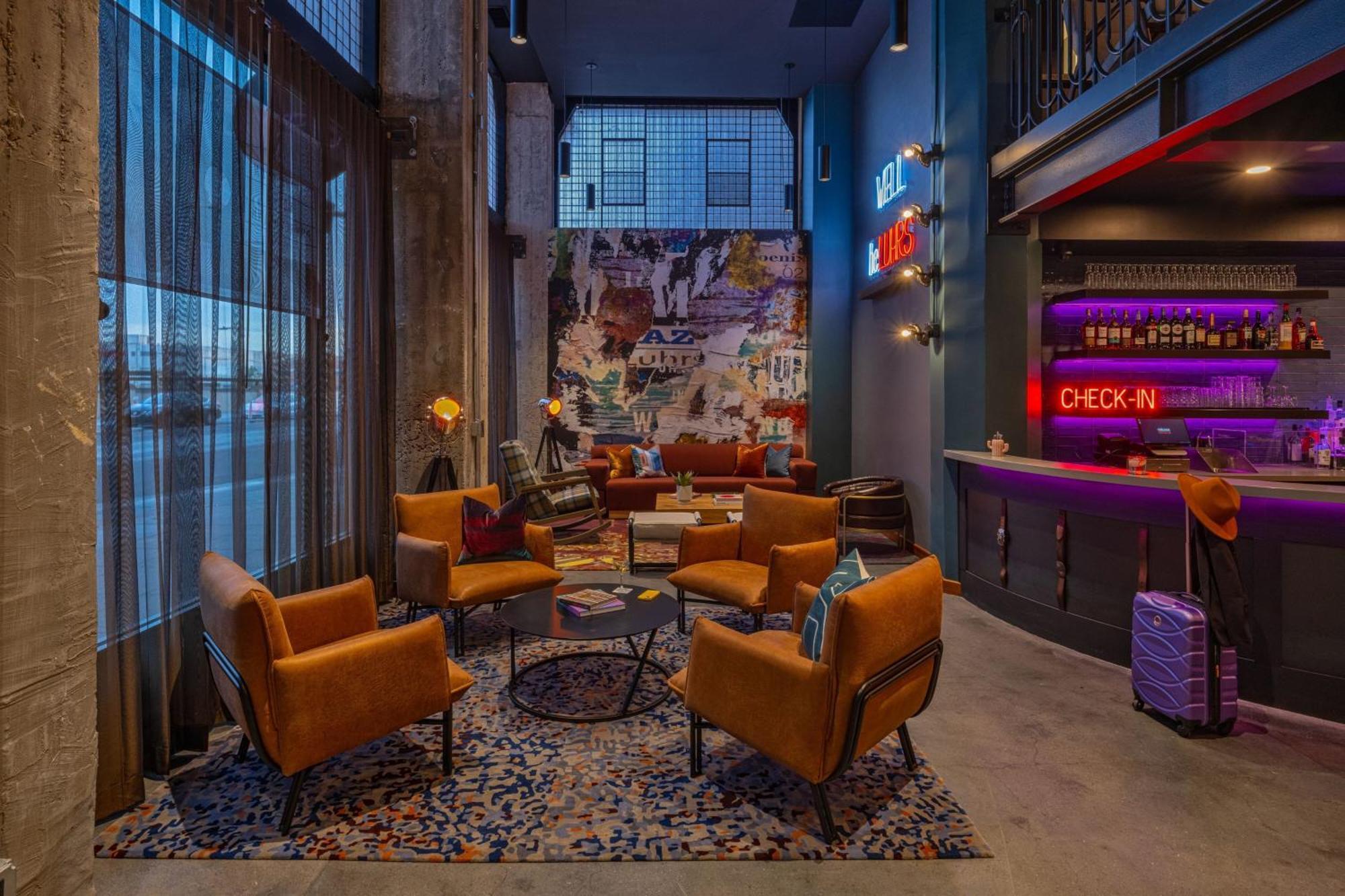 Moxy Phoenix Downtown Экстерьер фото