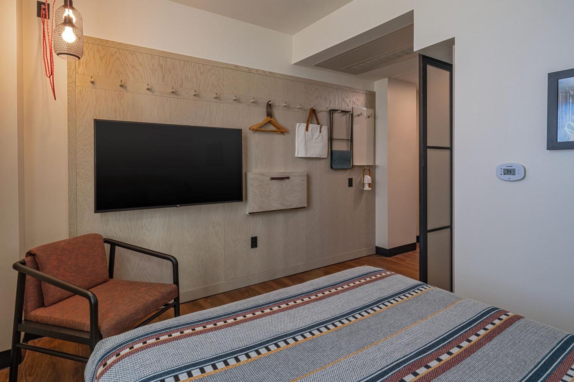 Moxy Phoenix Downtown Экстерьер фото
