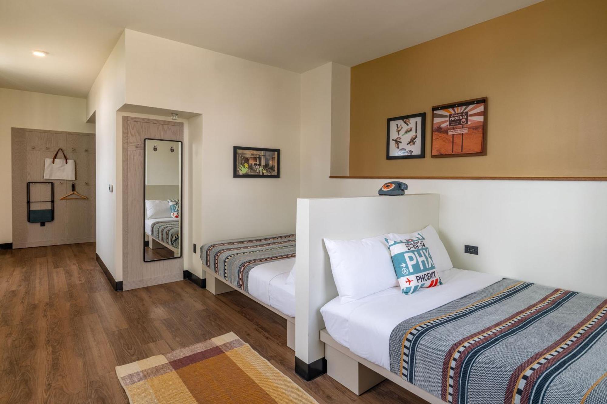 Moxy Phoenix Downtown Экстерьер фото