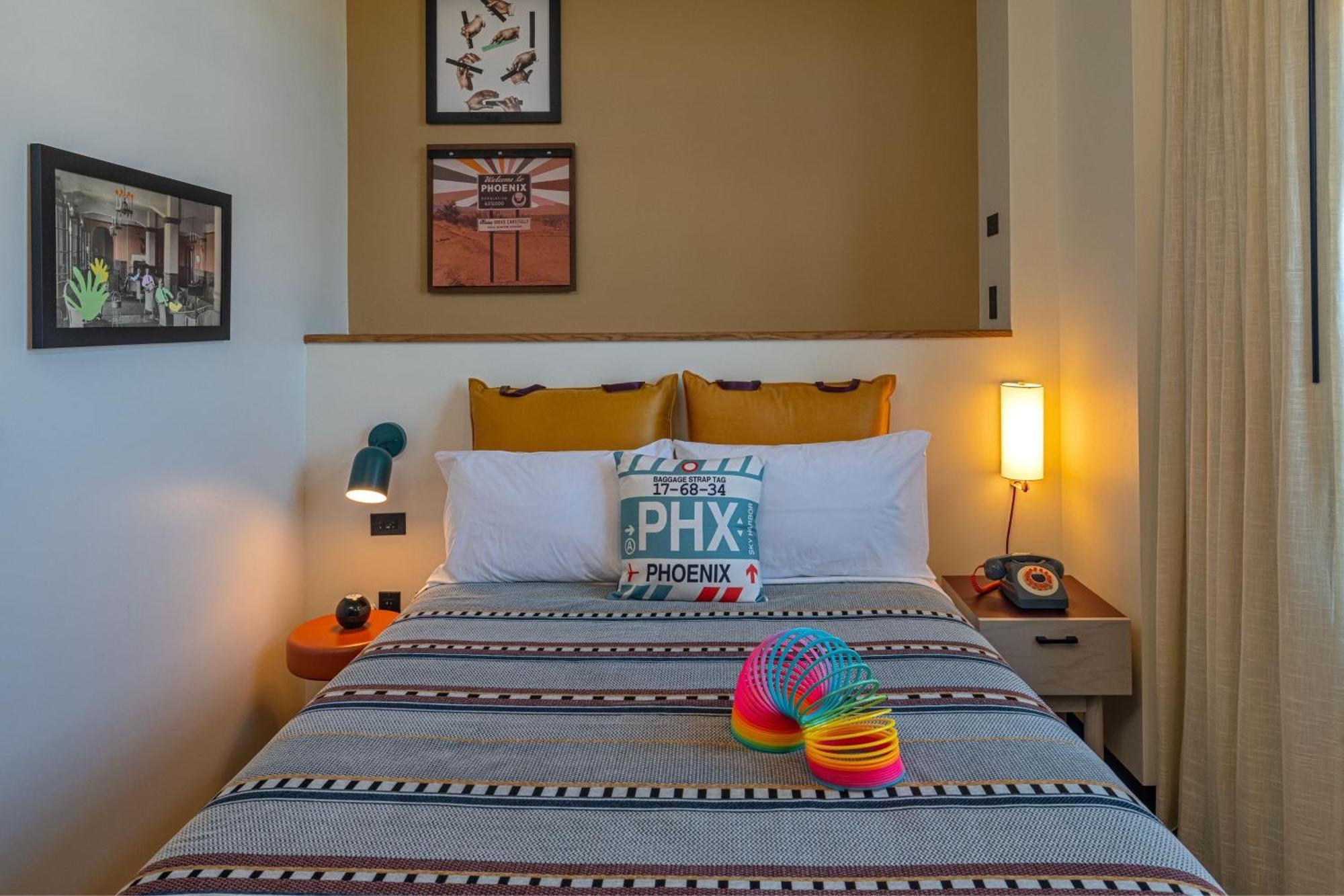 Moxy Phoenix Downtown Экстерьер фото